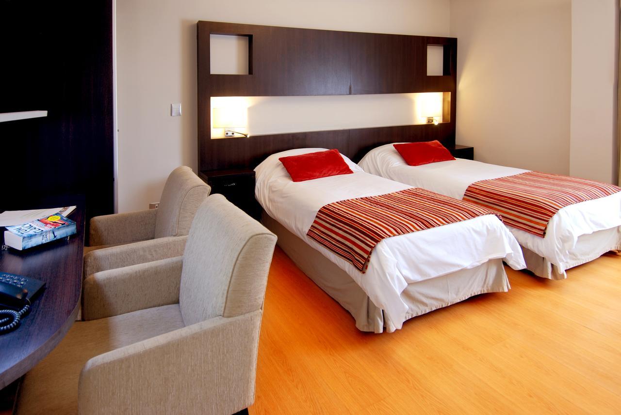 Plaza Suites กัมปาเนีย ภายนอก รูปภาพ