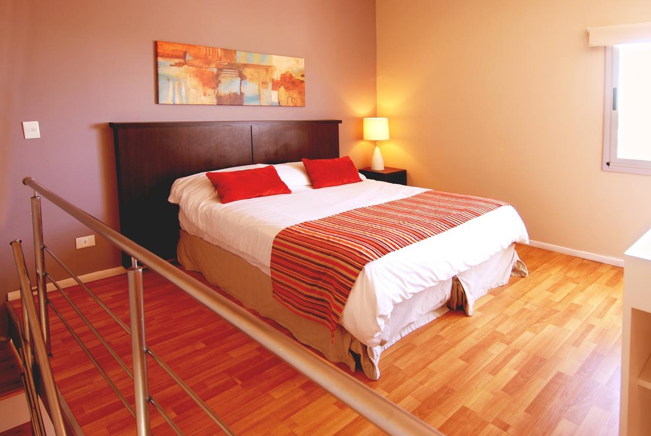 Plaza Suites กัมปาเนีย ภายนอก รูปภาพ